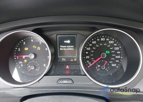 2018 Volkswagen Tiguan 2.0T S z USA, uszkodzony, nr VIN 3VV0B7AX2JM032348